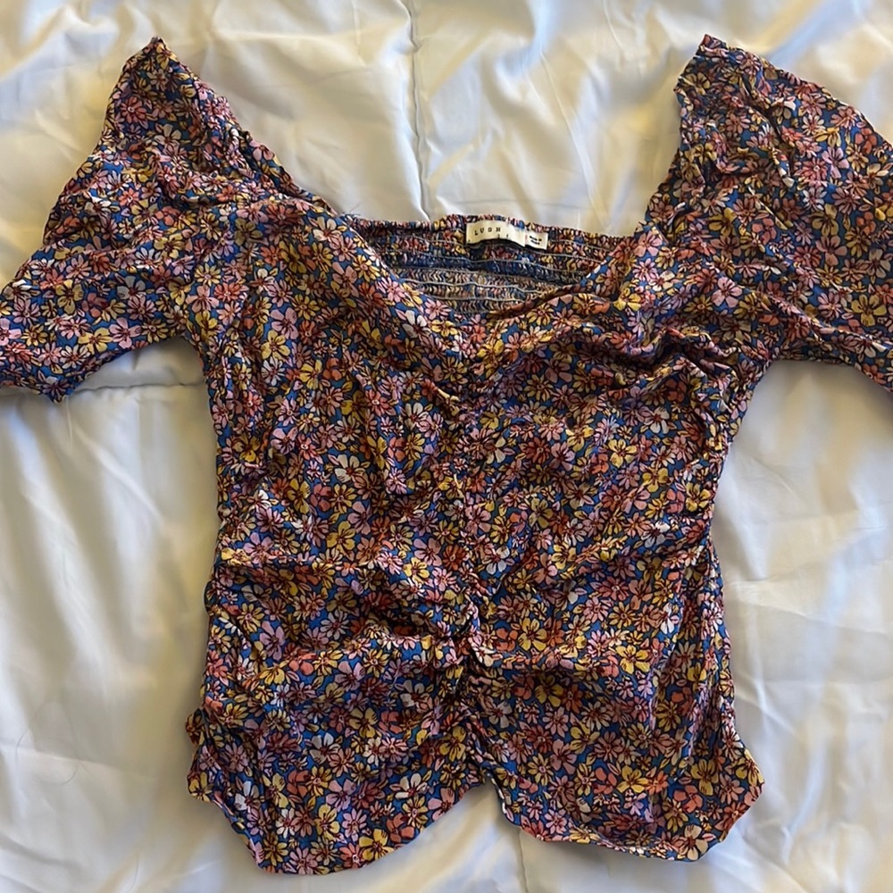 Floral top!